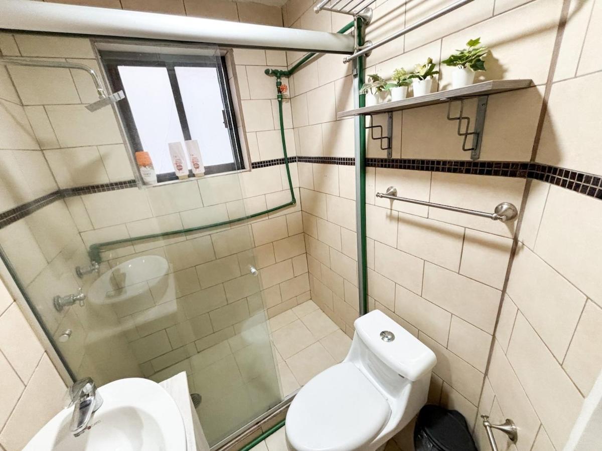 Bright Retreat In La Condesa 2 Bedroom 4p 500mb * Mexico City