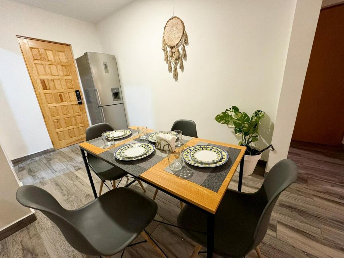 Bright Retreat In La Condesa 2 Bedroom 4p 500mb Mexico City