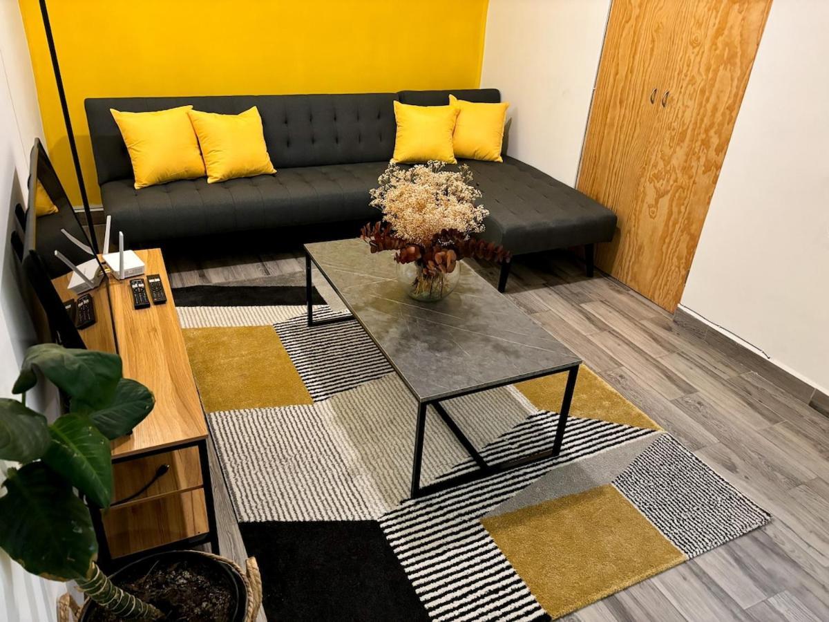 Apartment Bright Retreat In La Condesa 2 Bedroom 4p 500mb Mexico City