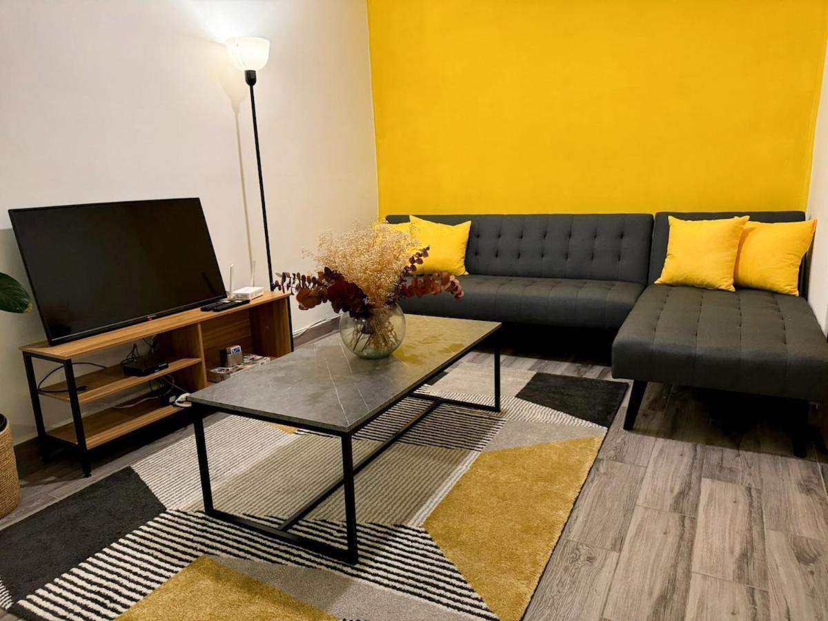 Apartment Bright Retreat In La Condesa 2 Bedroom 4p 500mb