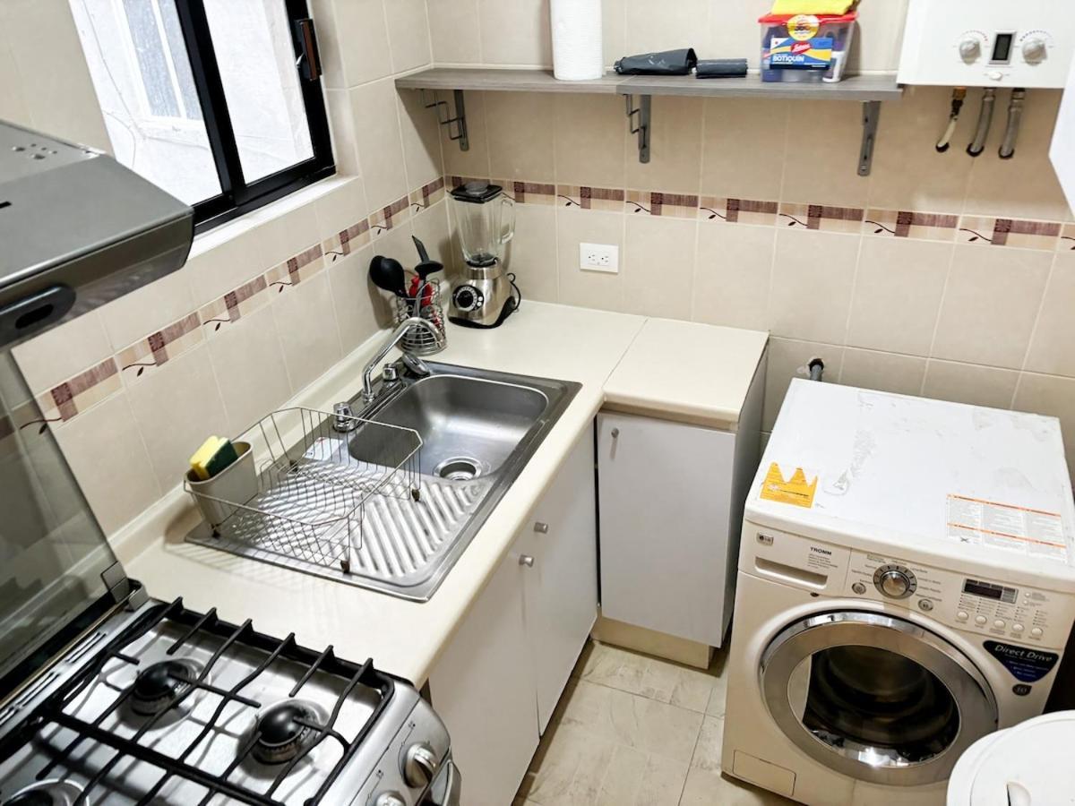 Bright Retreat In La Condesa 2 Bedroom 4p 500mb Mexico City